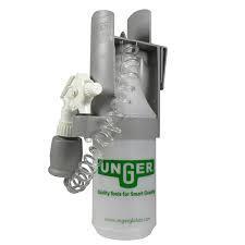 UNGER Sprayer on Belt