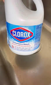 CLOROX Performance Bleach